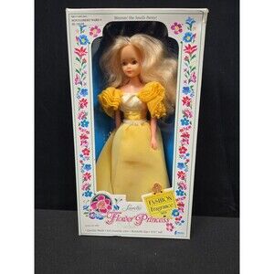 Princess Leeanna Flower Princess Frosted Hair Fashion Doll Creata Fragrance 1984